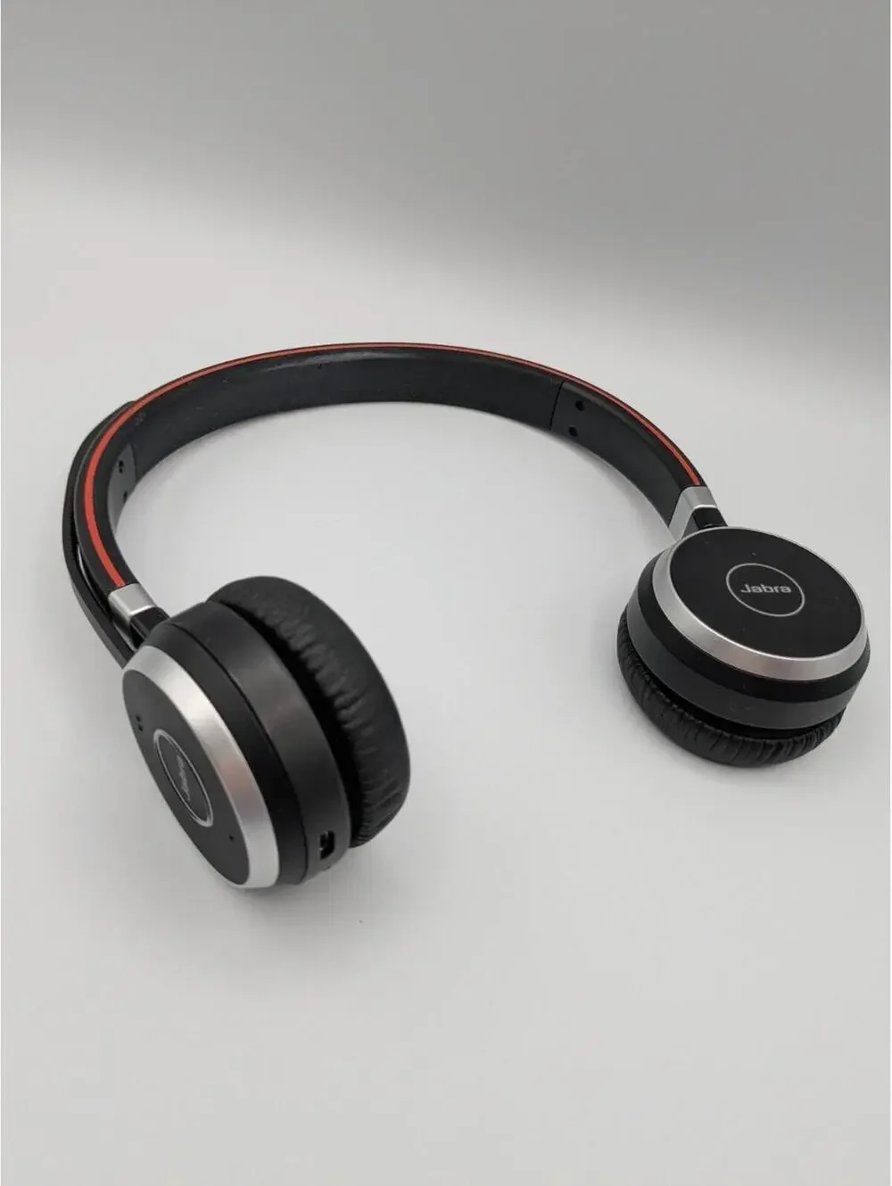 Jabra Evolve 65 MS Wireless Stereo Headset with USB Adapter and Charging Cord